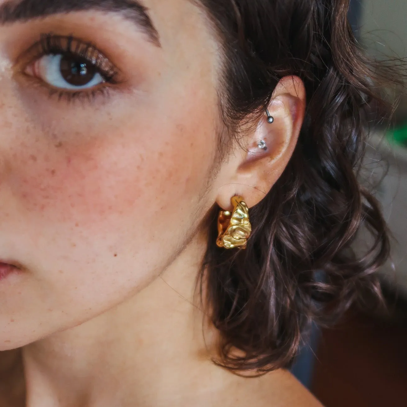 BOLD HOOPS