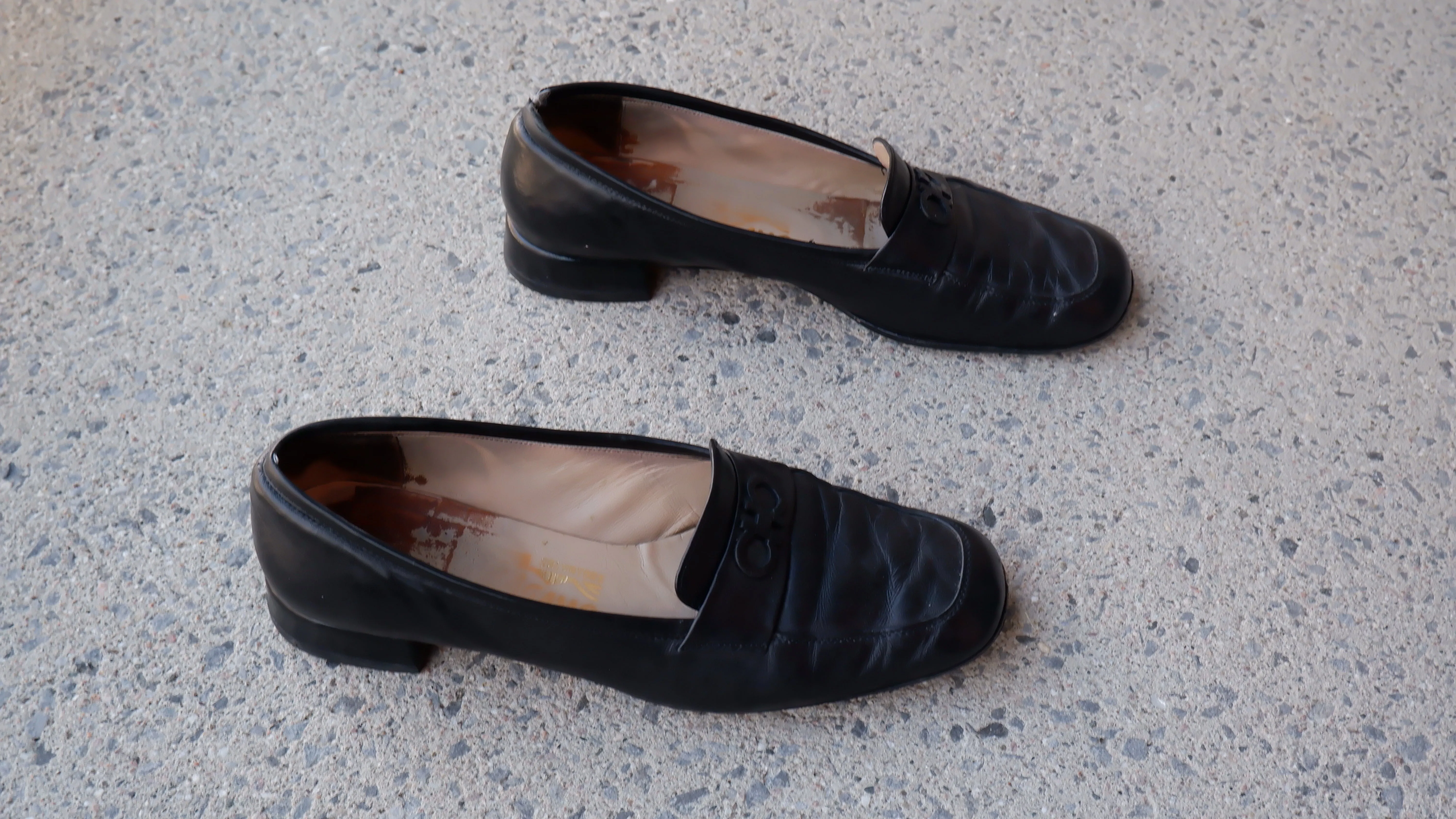 Ferragamo Classic Black Leather Loafers - 6.5
