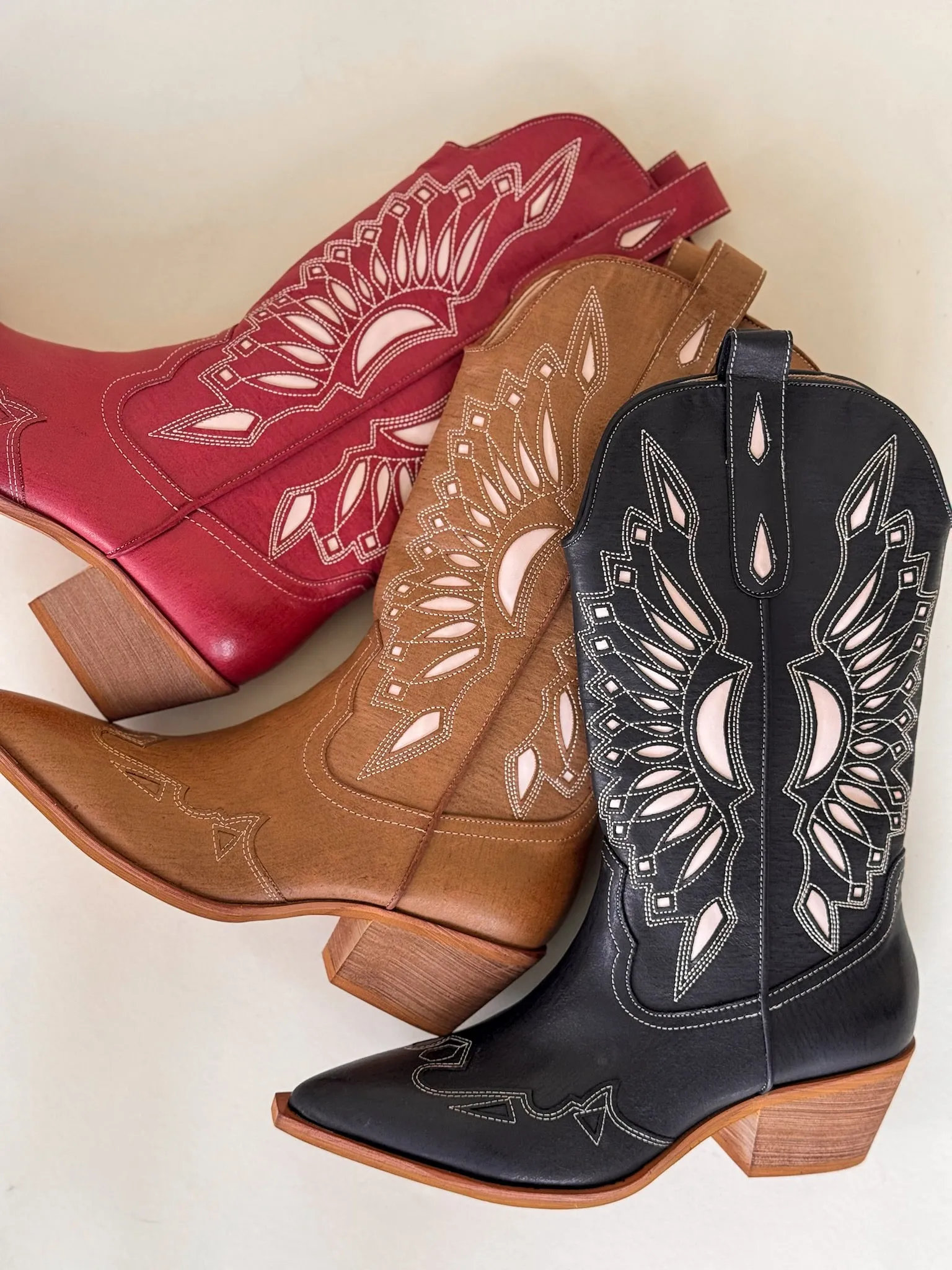 Western Sun Cutout Boots (BLK)