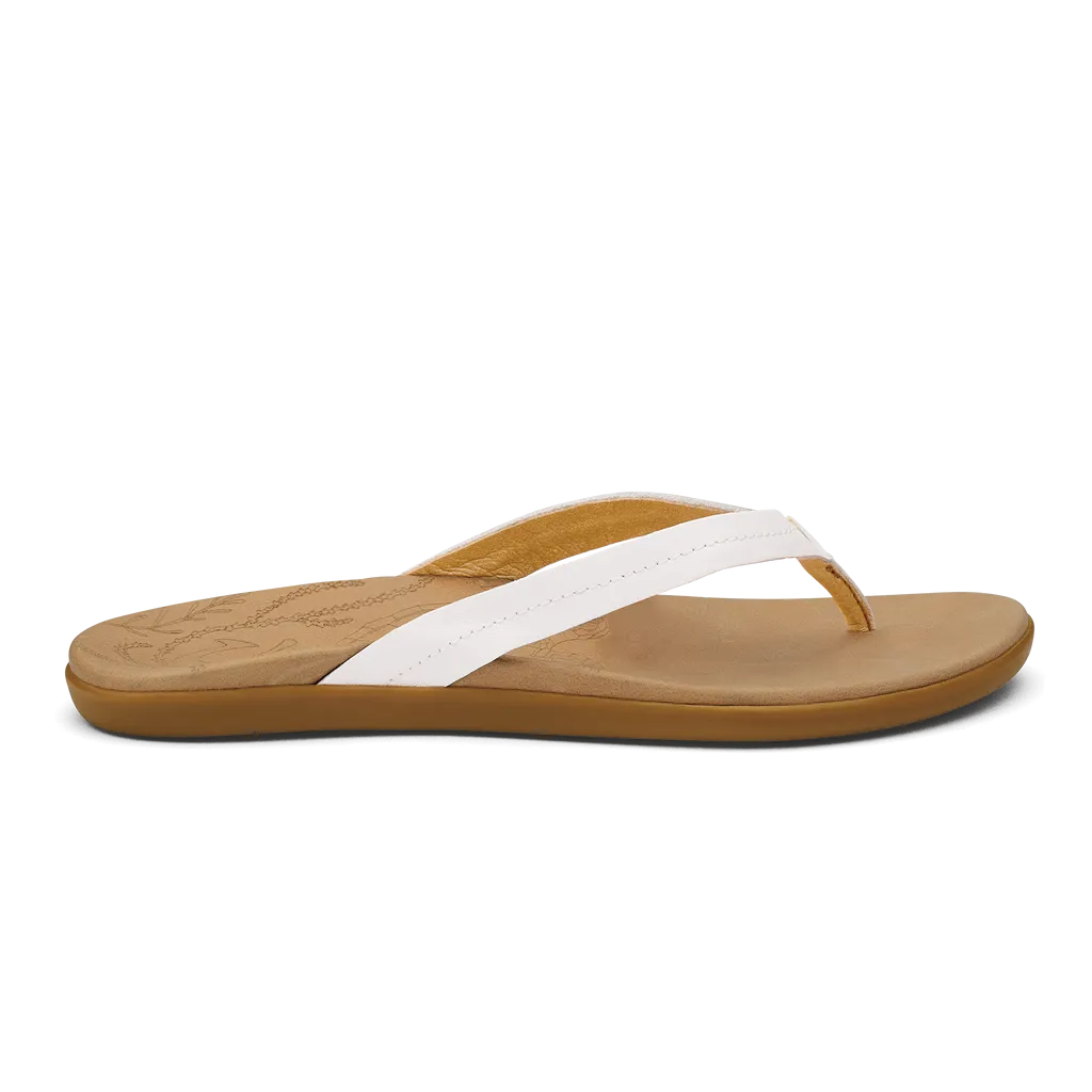 WOMENS OLUKAI HONU BRIGHT WHITE / GOLDEN SAND