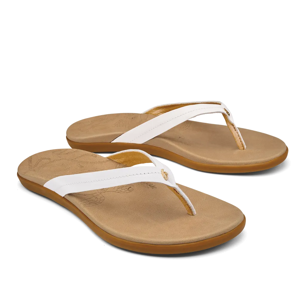 WOMENS OLUKAI HONU BRIGHT WHITE / GOLDEN SAND